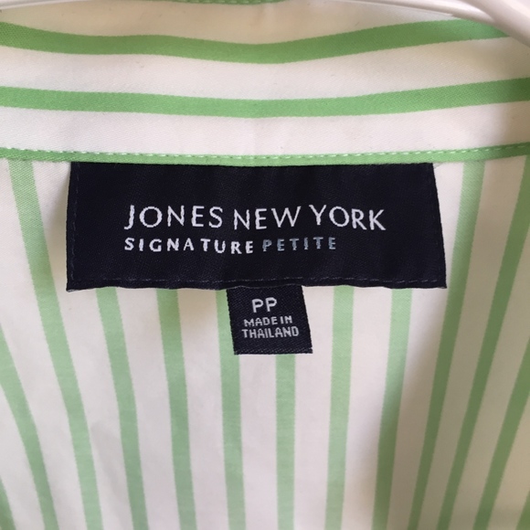 NWOT! Jones New York Sleeveless Button Down Blouse - Picture 5 of 7
